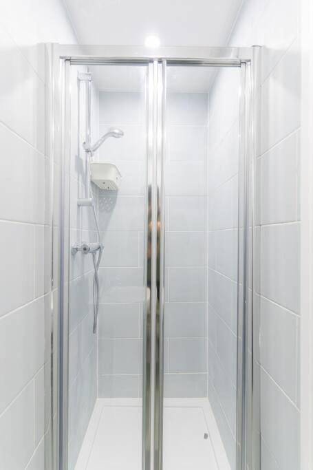 Exclusive Studio Retreat Birmingham Bagian luar foto
