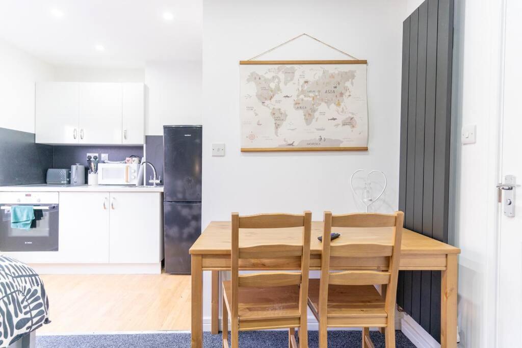 Exclusive Studio Retreat Birmingham Bagian luar foto